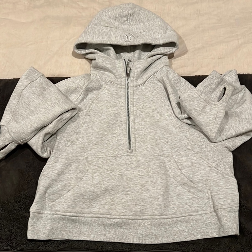 Lululemon cropped scuba half zip